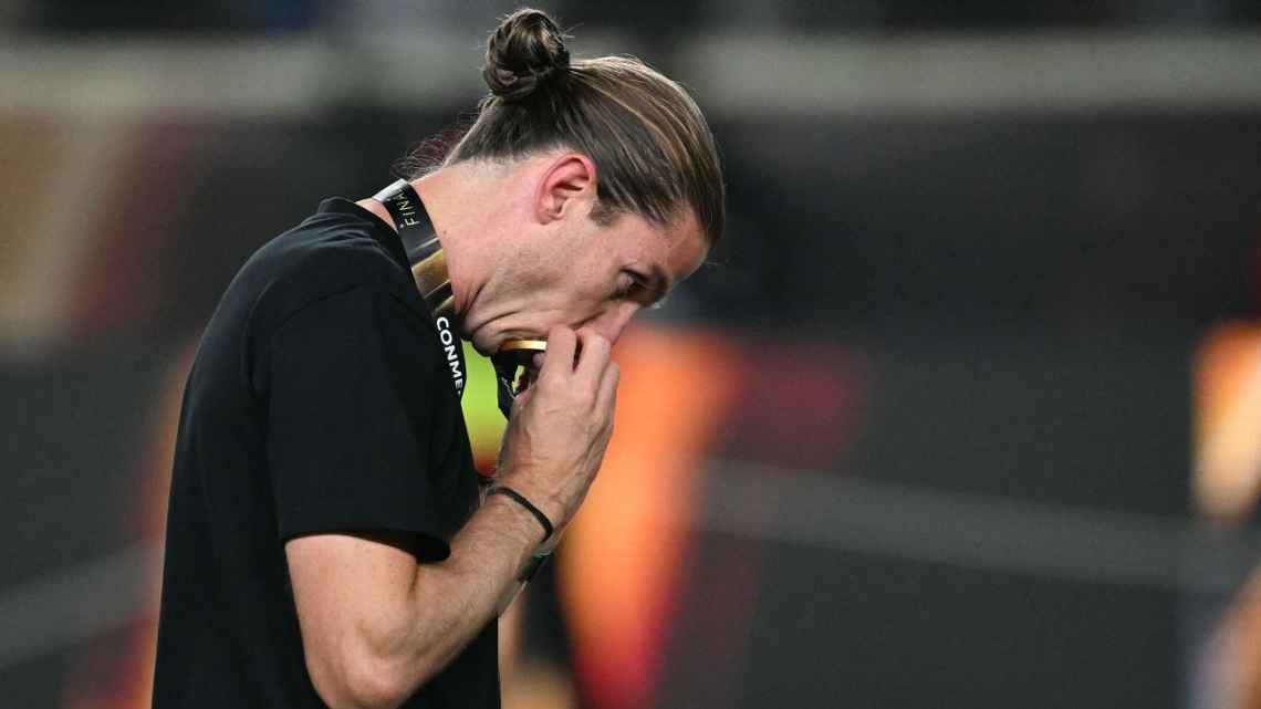 Filipe Luís encanta Europa com Flamengo, mas obstáculo ainda o afasta de treinar no continente