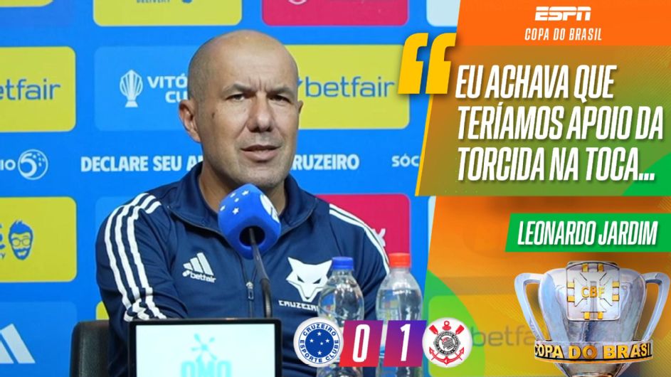 Jardim reclama de falta de apoio da torcida do Cruzeiro e diz: ‘Que nos façam uma visita na Toca…’