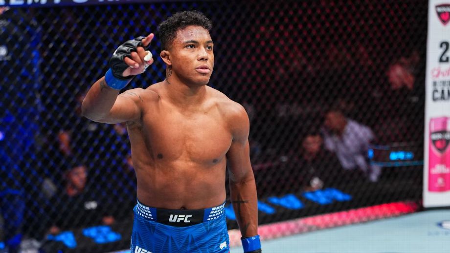 Brasileiro que não bateu peso antes do UFC 323 dá volta por cima, nocauteia e desabafa: ‘Não estou feliz com o que aconteceu…’