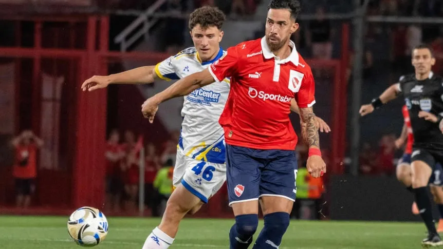 El futuro de Ávalos en Independiente: los clubes que lo buscaron y la postura del jugador