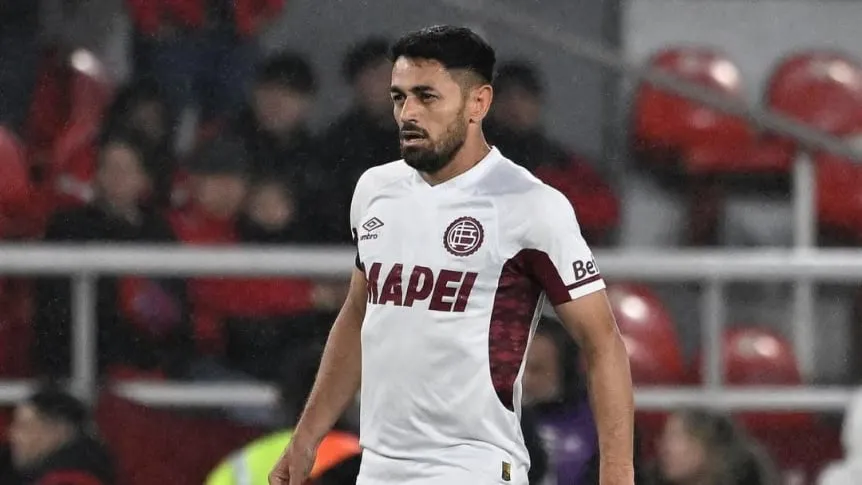 Lautaro Acosta se despidió de Lanús y apuntó contra la dirigencia